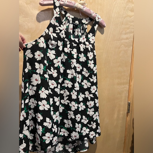 Torrid tank top, size 3 - Picture 2 of 5